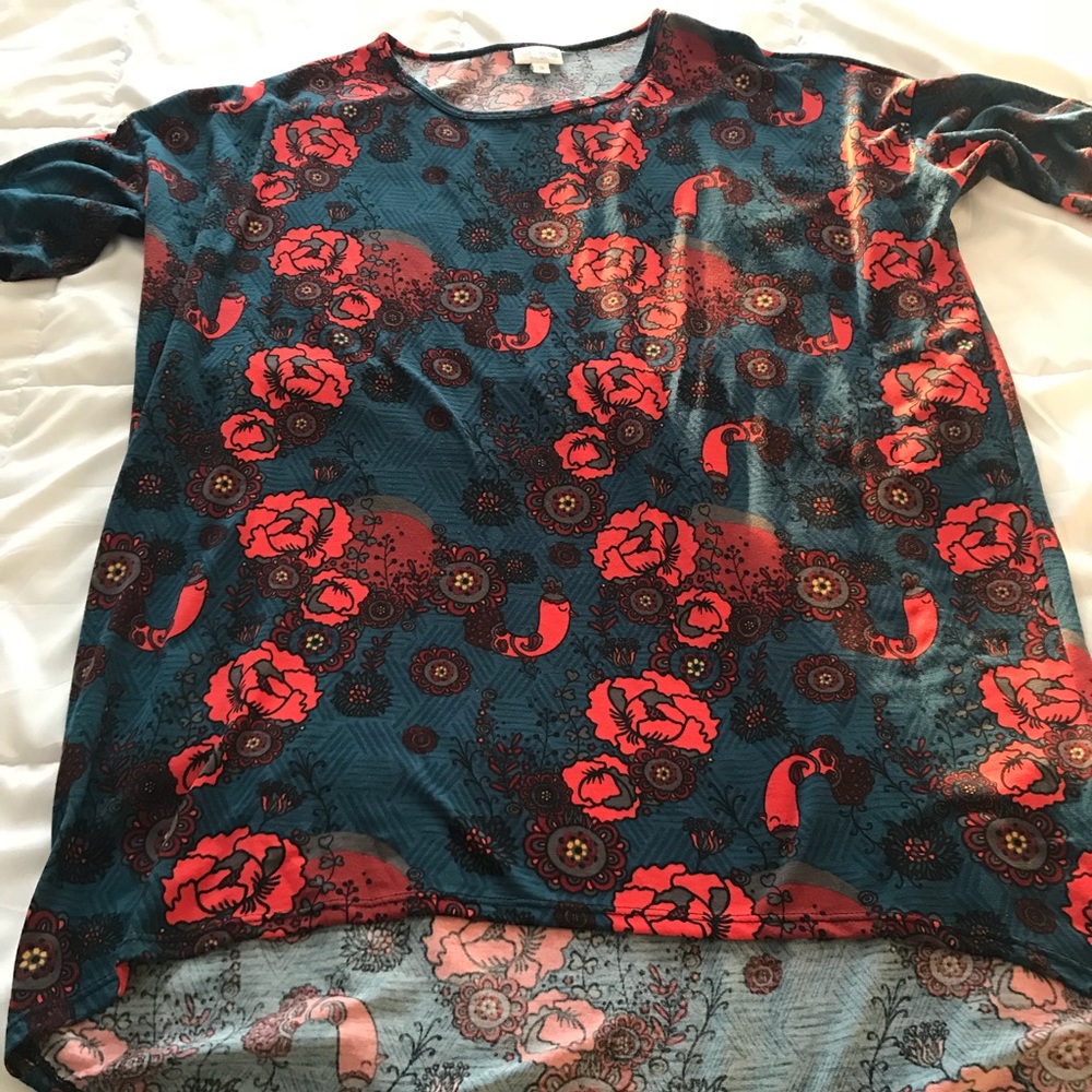 LuLaRoe Irma tunic